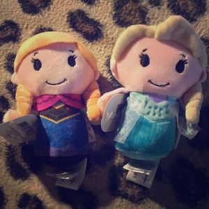 Hallmark Itty Bittys - Disney’s Frozen Anna & Elsa
